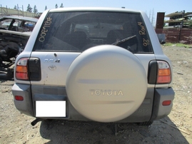 1998 TOYOTA RAV4 SILVER 2.0L AT 2WD Z16300